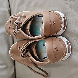 OluKai tie shoes